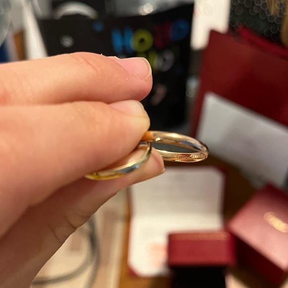 Cartier XS Trinity ring size 51 new with tags gifted - Picture 2 of 4